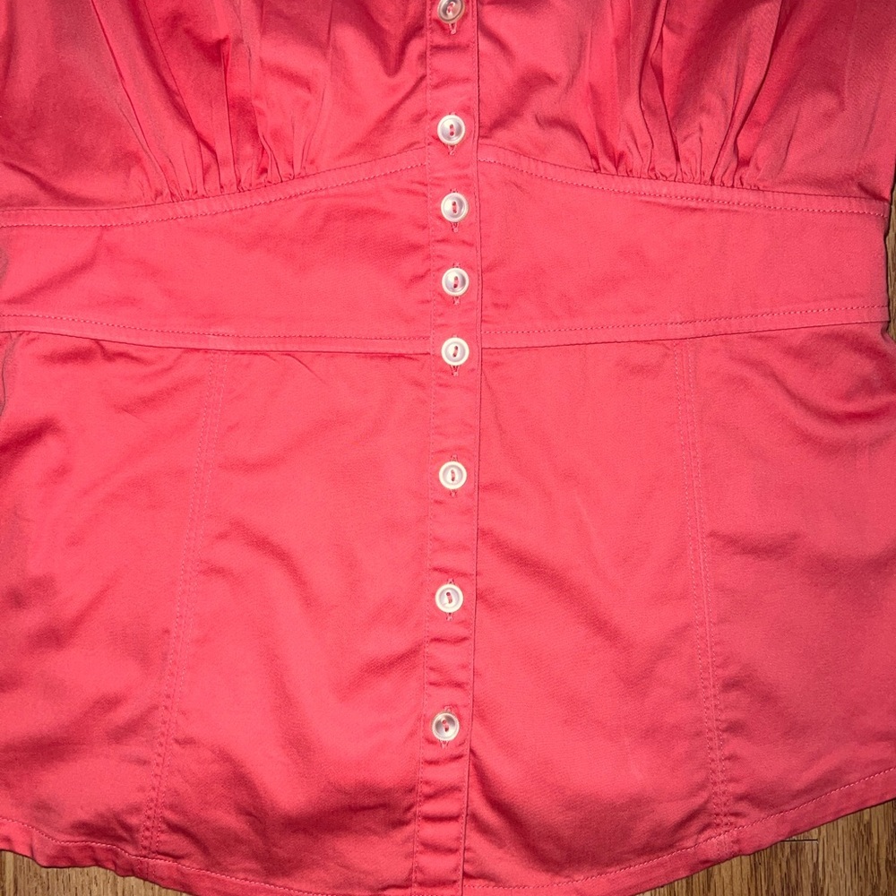 Banana Republic Coral Pink Button-Up Cap Sleeve Top - Picture 2 of 5